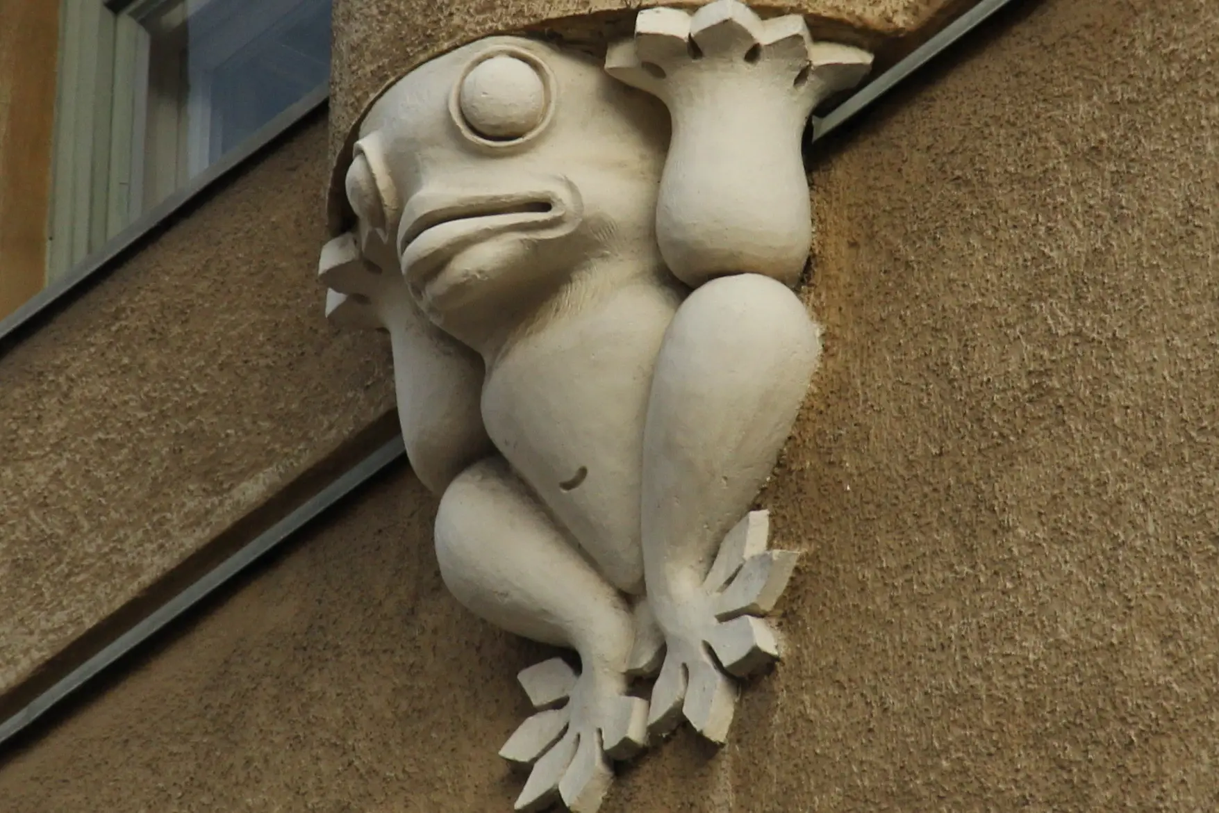 sammakkoveistos