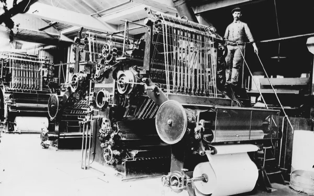 Presse rotative de l'imprimerie nationale à l'Hôtel de Rohan