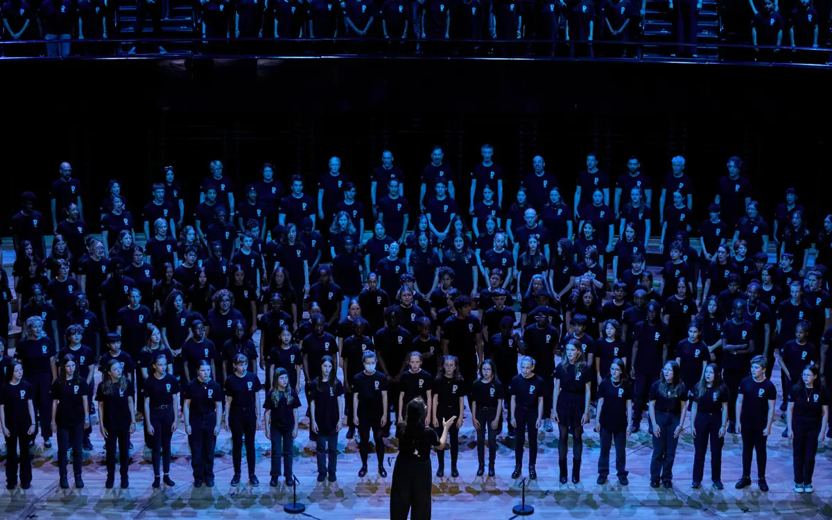 Grand choeur EVE © Hughes Ahnes