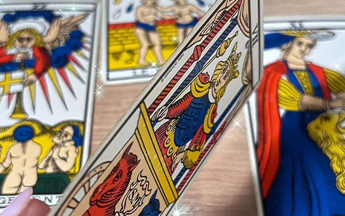 Apprendre le tirage de tarot