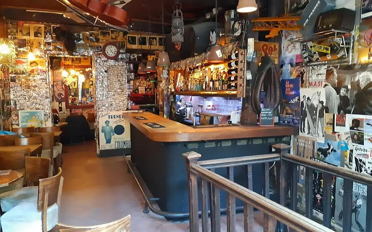 Le comptoir du Piano Vache, rue Laplace