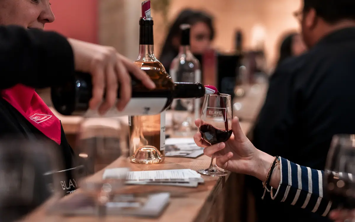 Le bar éphémère des vignerons de Blaye Côtes de Bordeaux
