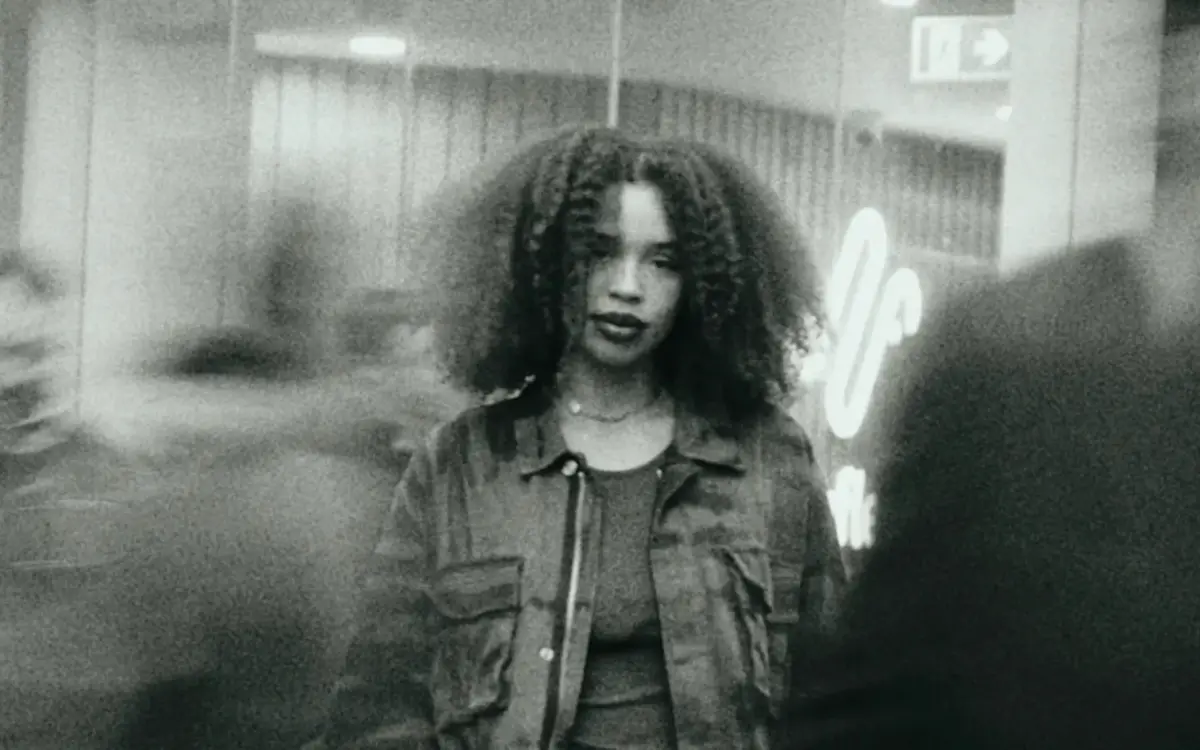 Bel Cobain