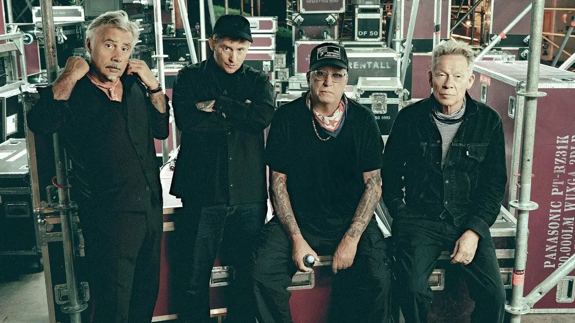 Sex Pistols feat. Frank Carter- Lap of Honour UK Tour