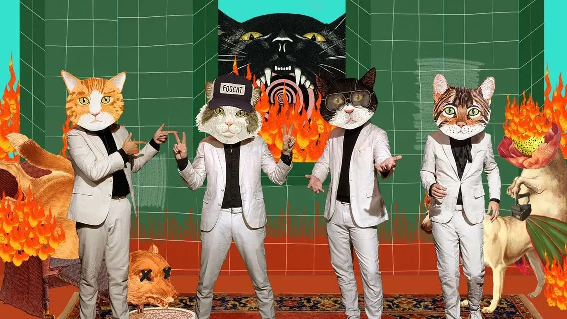 Fantastic Cat w/ Low Cut Connie