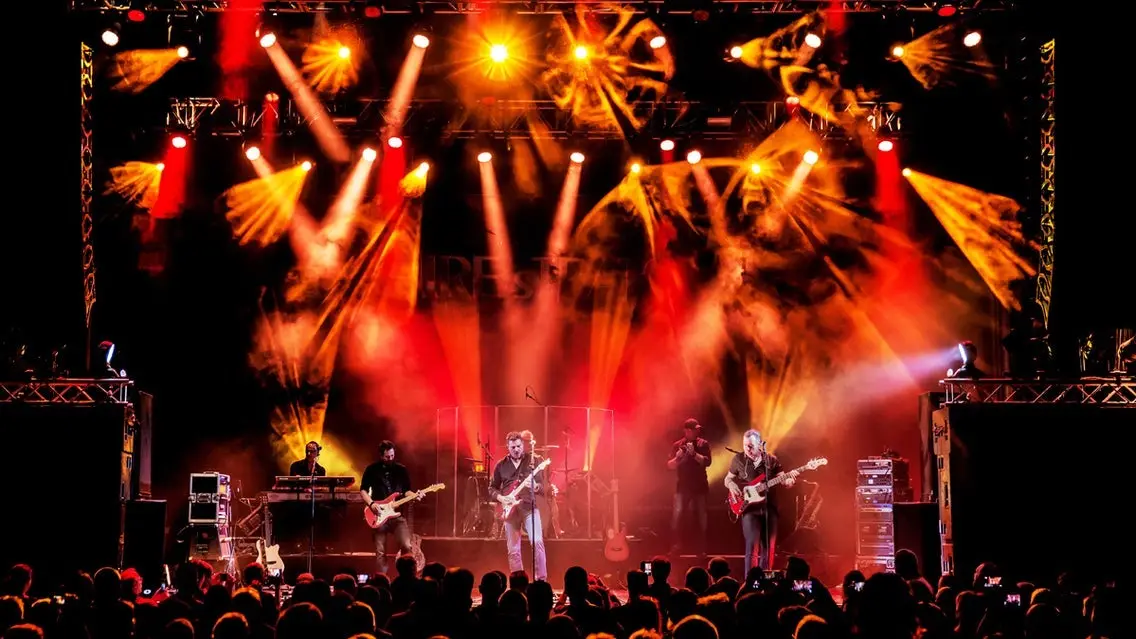 dIRE sTRATS - A Tribute to Dire Straits