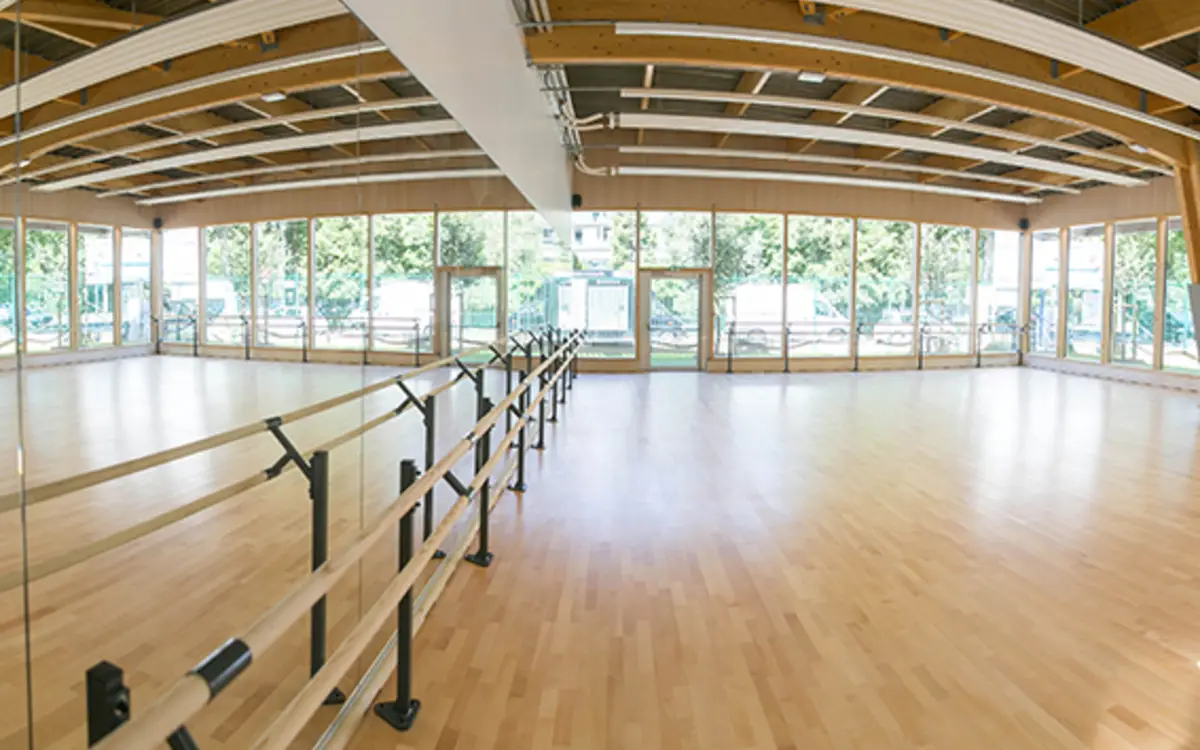 Paris sport familles : motricité (enfants) et renforcement (adultes) au centre sportif Suchet