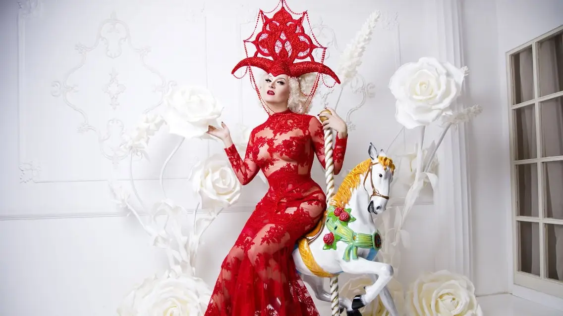 BURLESQUE VARIETÉ